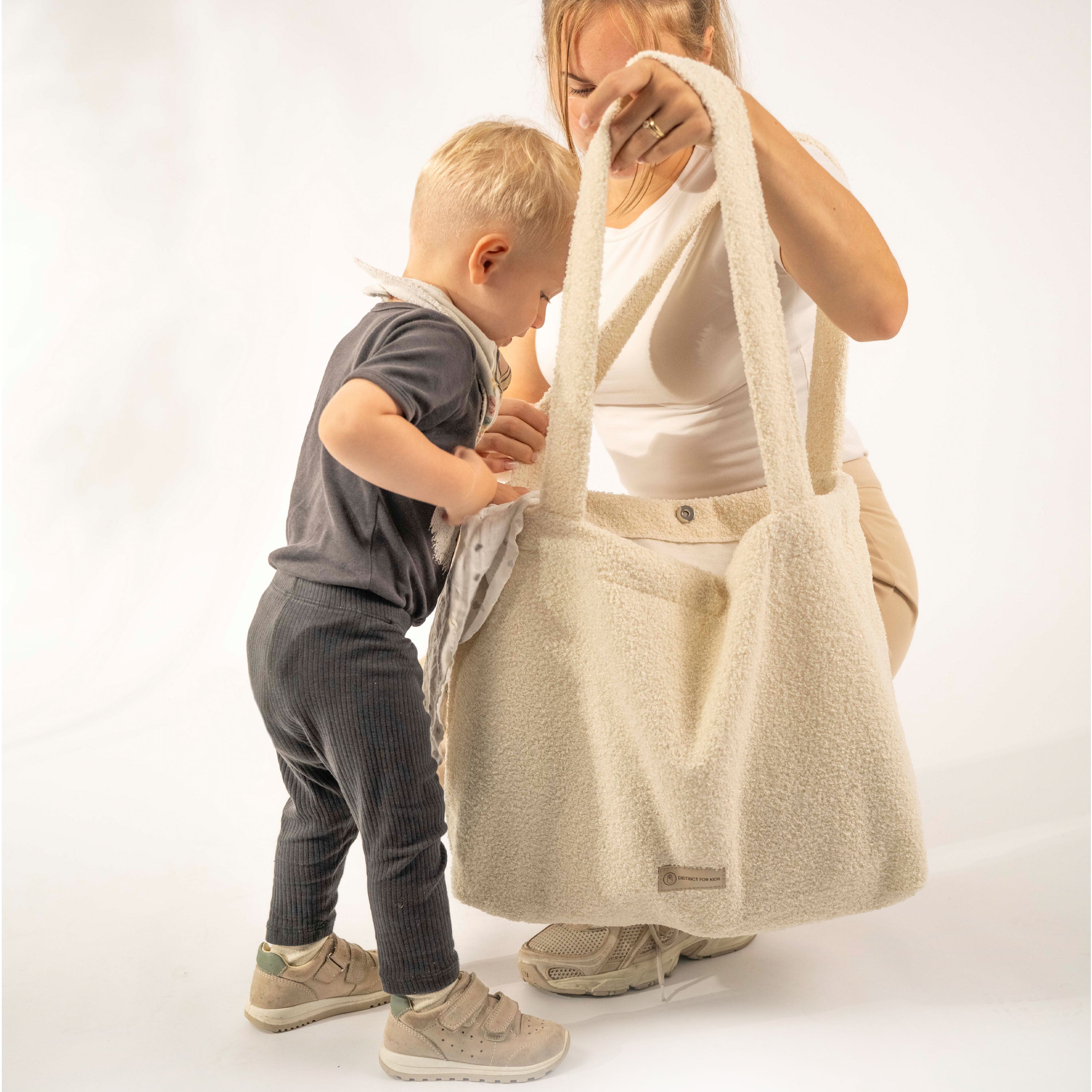 Shopper Mom Bag Boucle Teddystoff- Ideal für den Alltag Kinderwagen Cross Shoulder - Wickeltasche