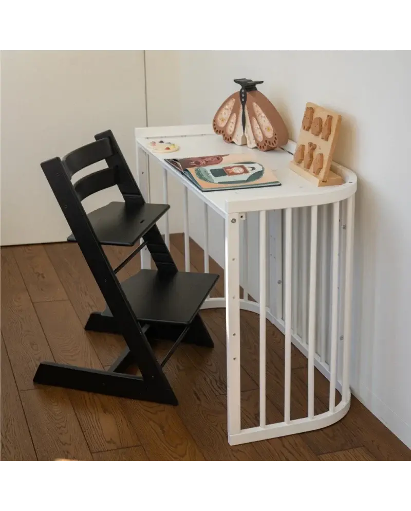 Babybett 5-in-1 – Ein Bett für viele Jahre - mitwachsend | Quadratische Form - Babybett
