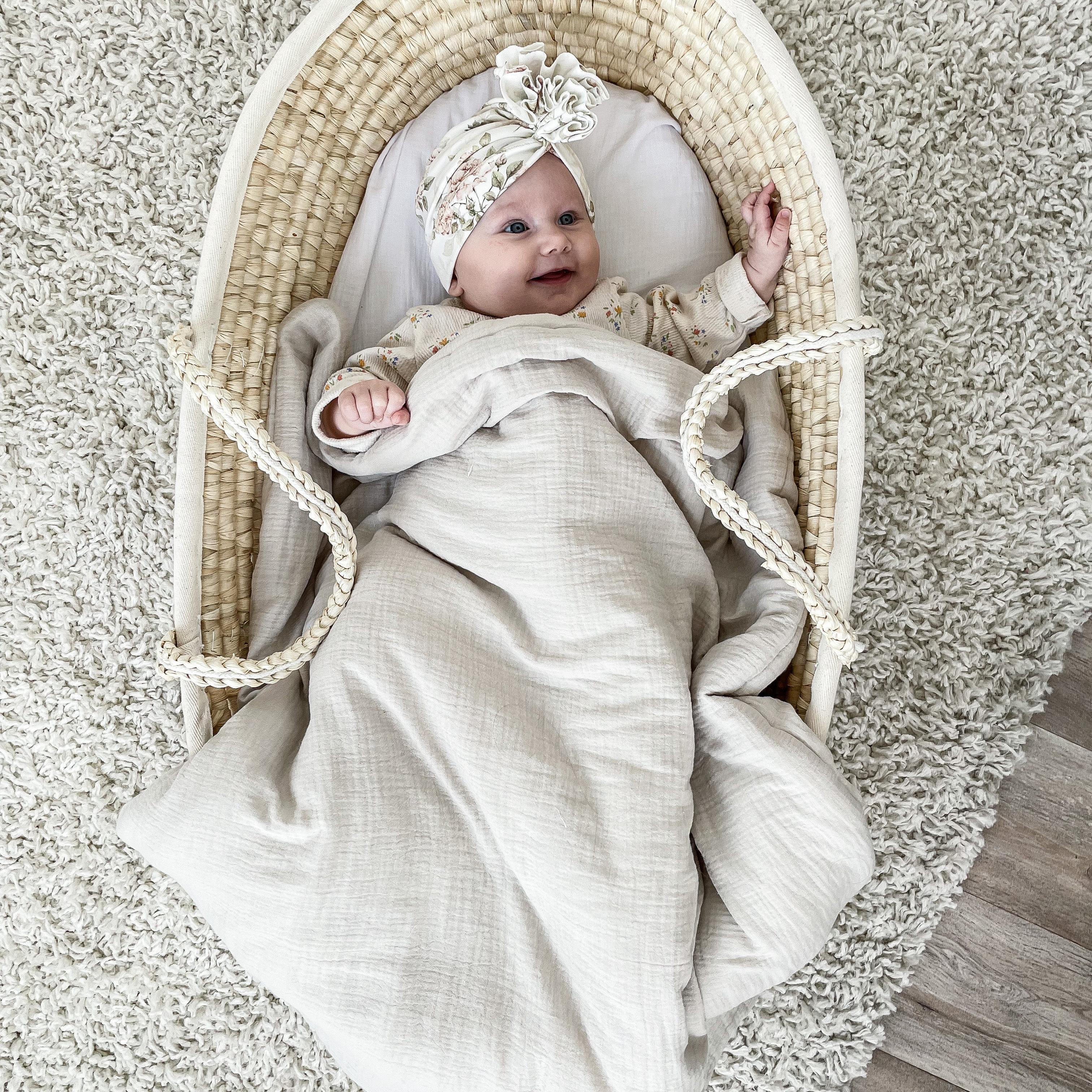 Babyhörnchen Musselin mit Schleife – Kuschelige Puckdecke & Einschlagdecke-Babyhörnchen-District for Kids-Beige-2.5 TOG-District for Kids