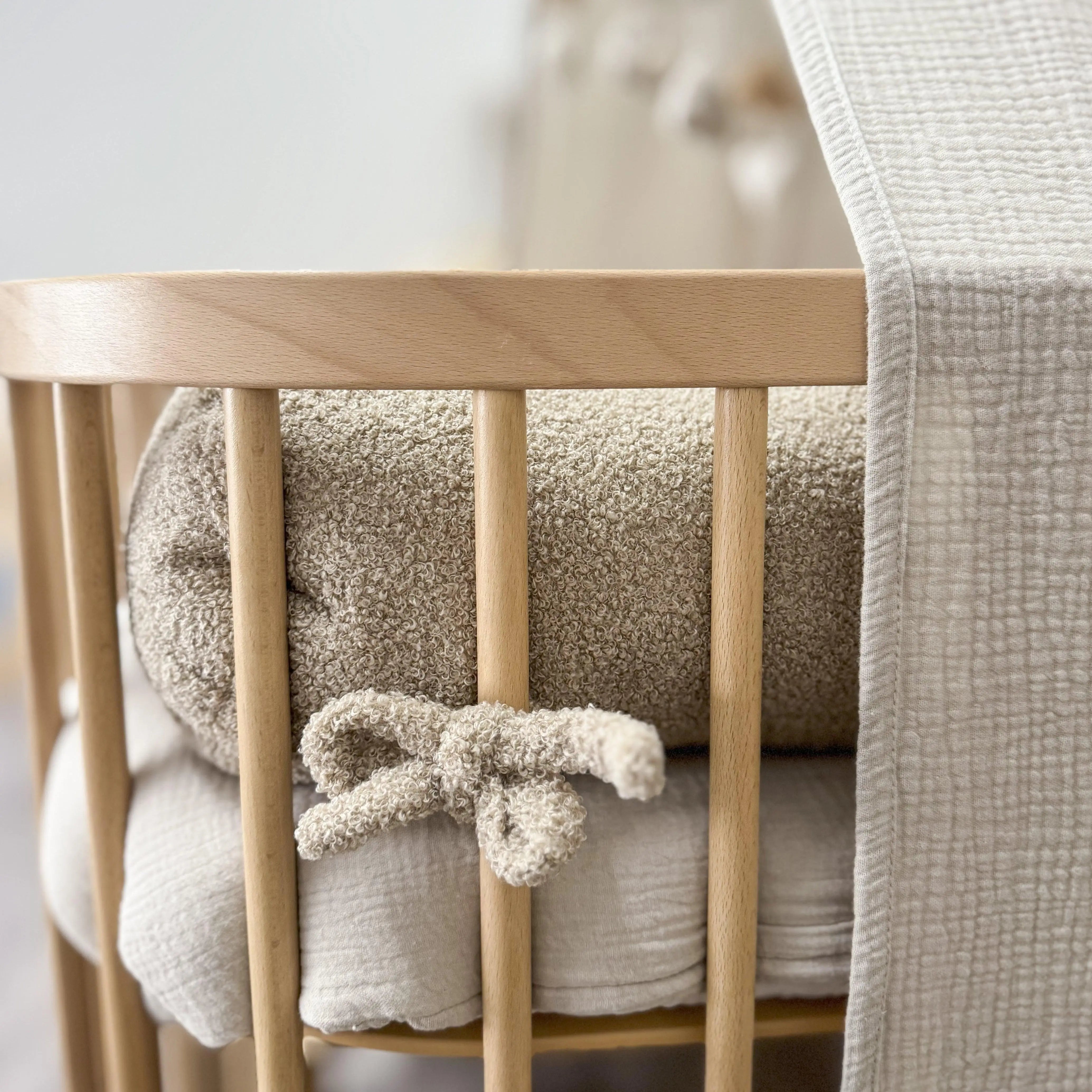 Bettschlange Teddystoff Boucle 3-in-1 – Schutz, Komfort & Vielseitigkeit für dein Baby-Baby & Kleinkind-District for Kids-Beige-180 cm-District for Kids