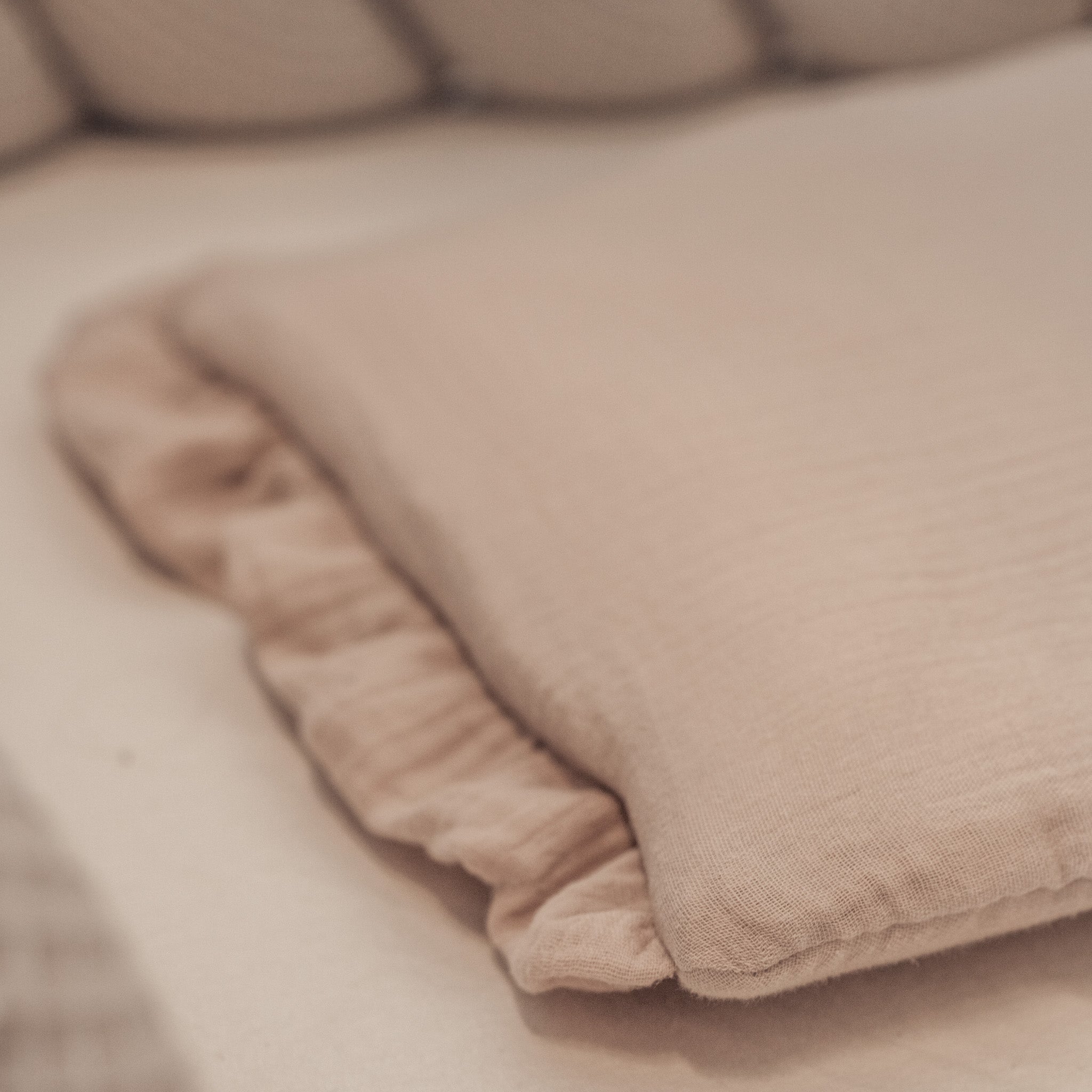 Bettwäsche Musselin Rüschen Gebrauchsfertig – Weich & Atmungsaktiv-Bettwäsche-District for Kids-Beige-50x75cm-District for Kids