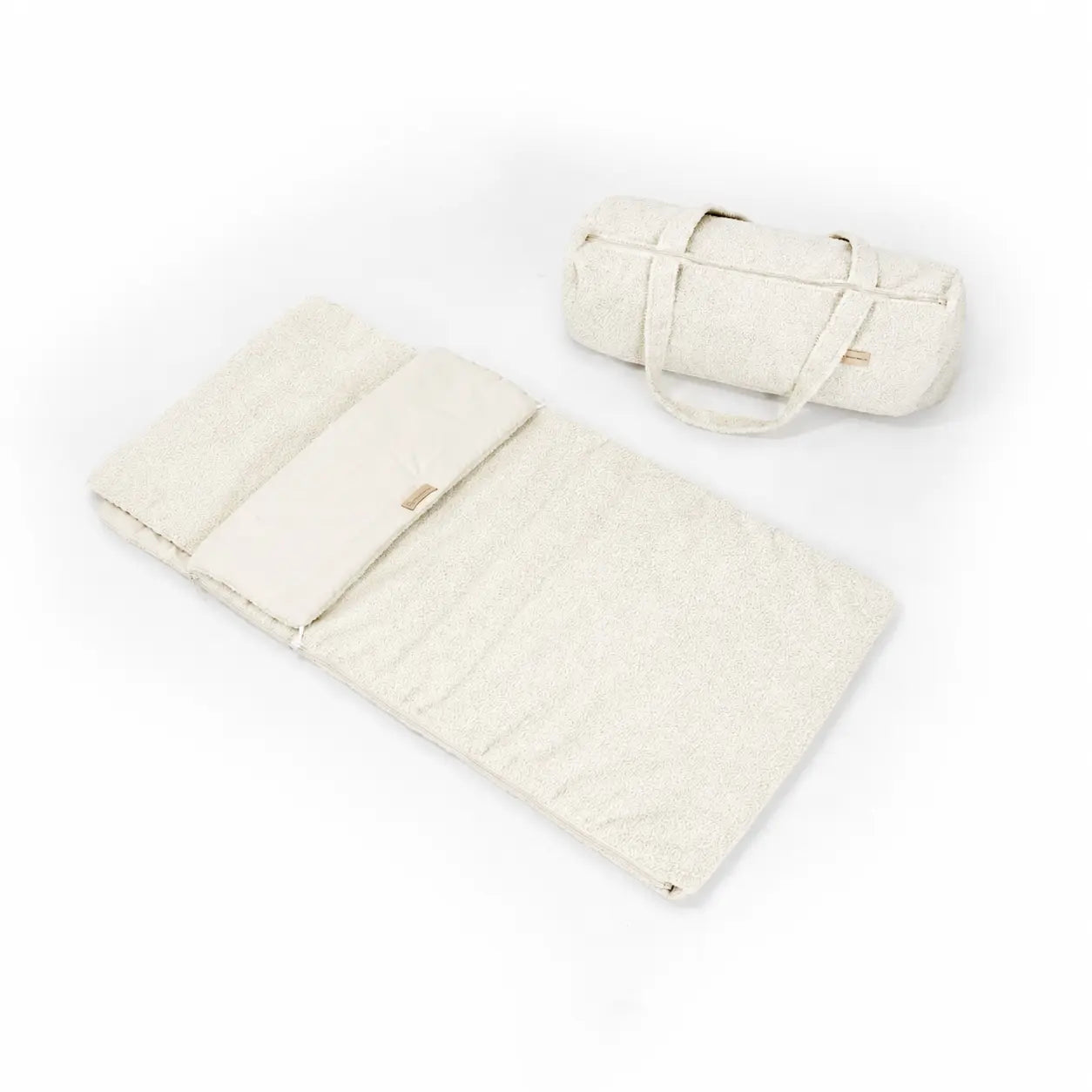 Kinderschlafsack aus Bouclé inkl. Tasche & Kissen – perfekt für unterwegs & zuhause District for Kids