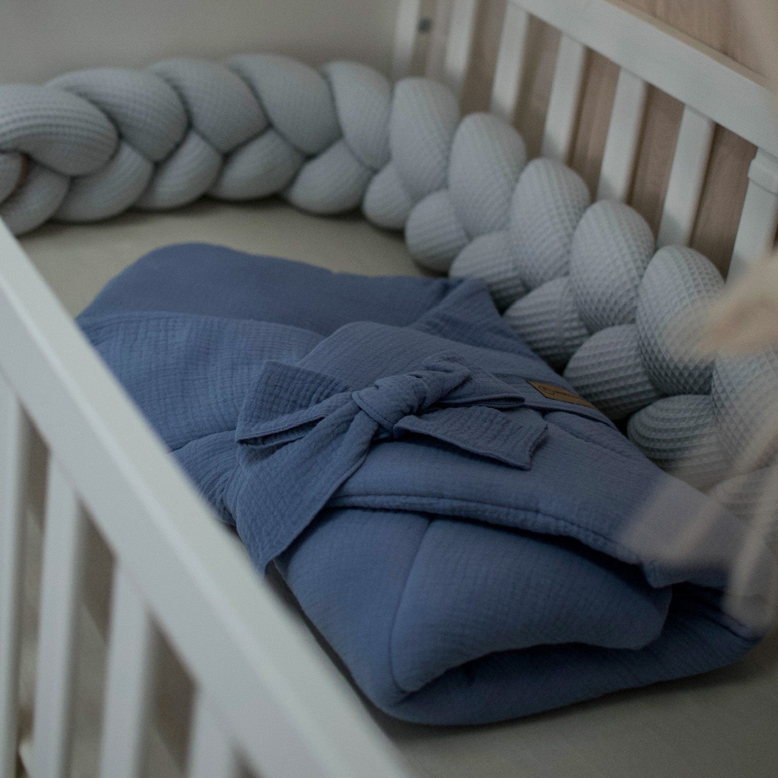 Babyhörnchen Musselin mit Schleife – Kuschelige Puckdecke & Einschlagdecke - Babyhörnchen