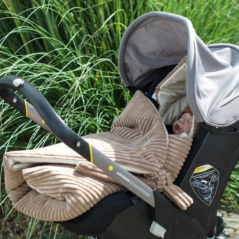 Einschlagdecke Cord – Perfekt für Autoschale Ganzjärhig 2.5 TOG-Einschlagdecke Autoschale-District for Kids-Creme-2.5 TOG-District for Kids