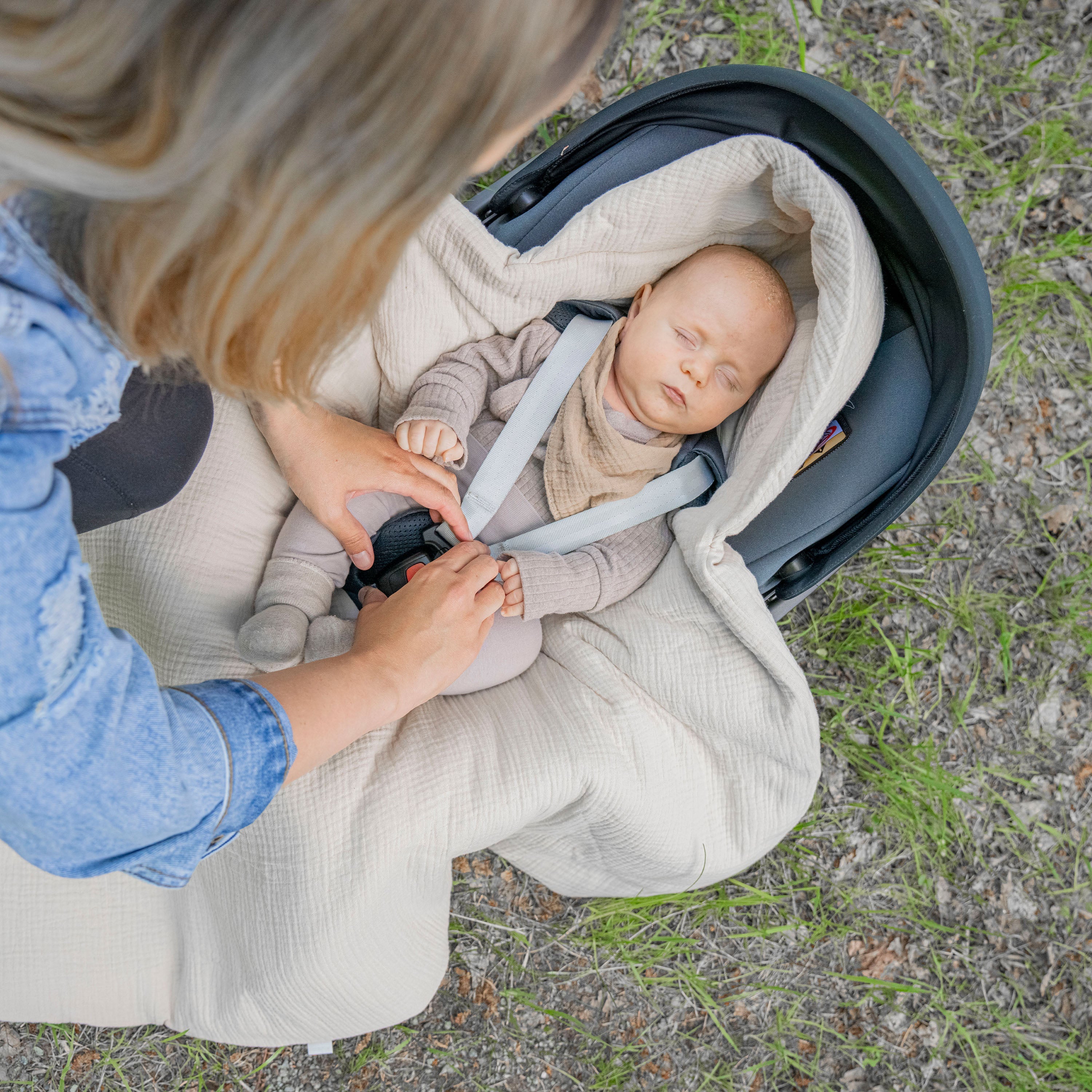 Einschlagdecke Musselin – Perfekt für jede Autoschale - Einschlagdecke Autoschale