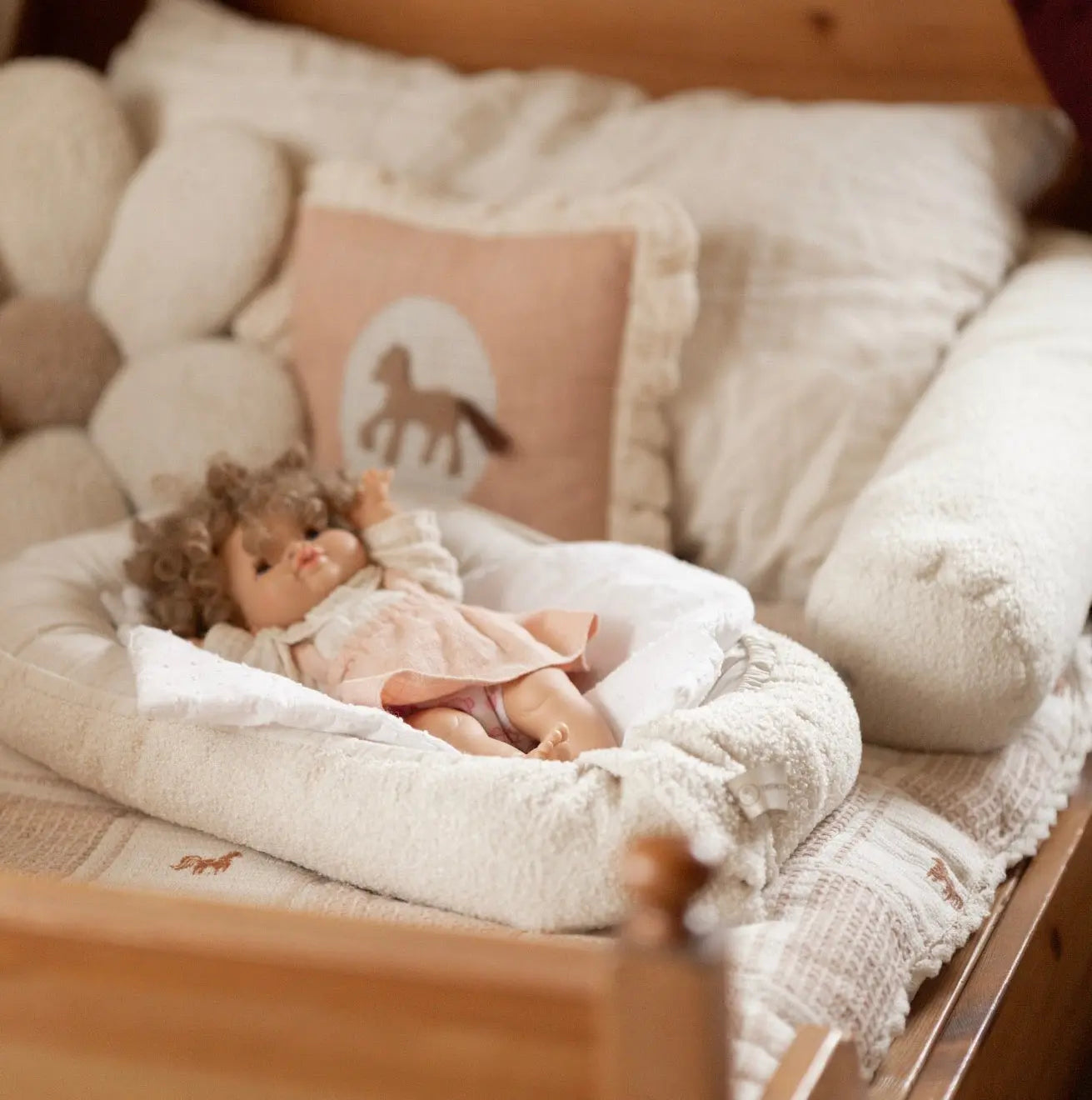 Babynest für Puppen & Kuscheltiere - Teddystoff Boucle District for Kids