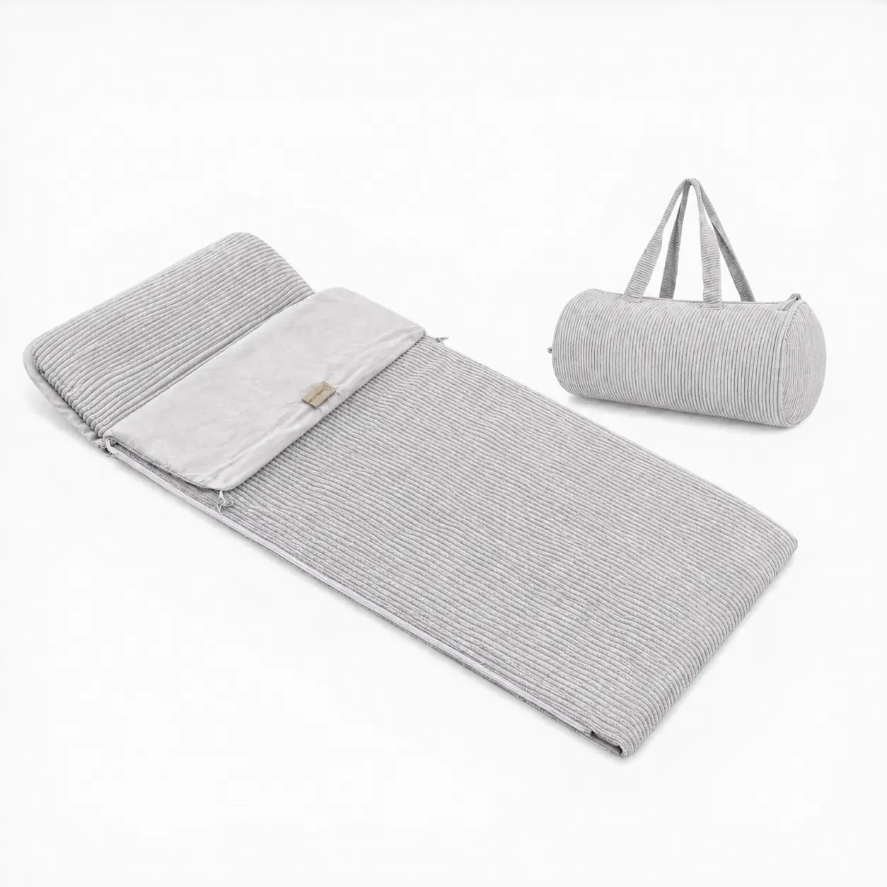 Kinderschlafsack aus Cord inkl. Tasche & Kissen – perfekt für unterwegs & zuhause District for Kids