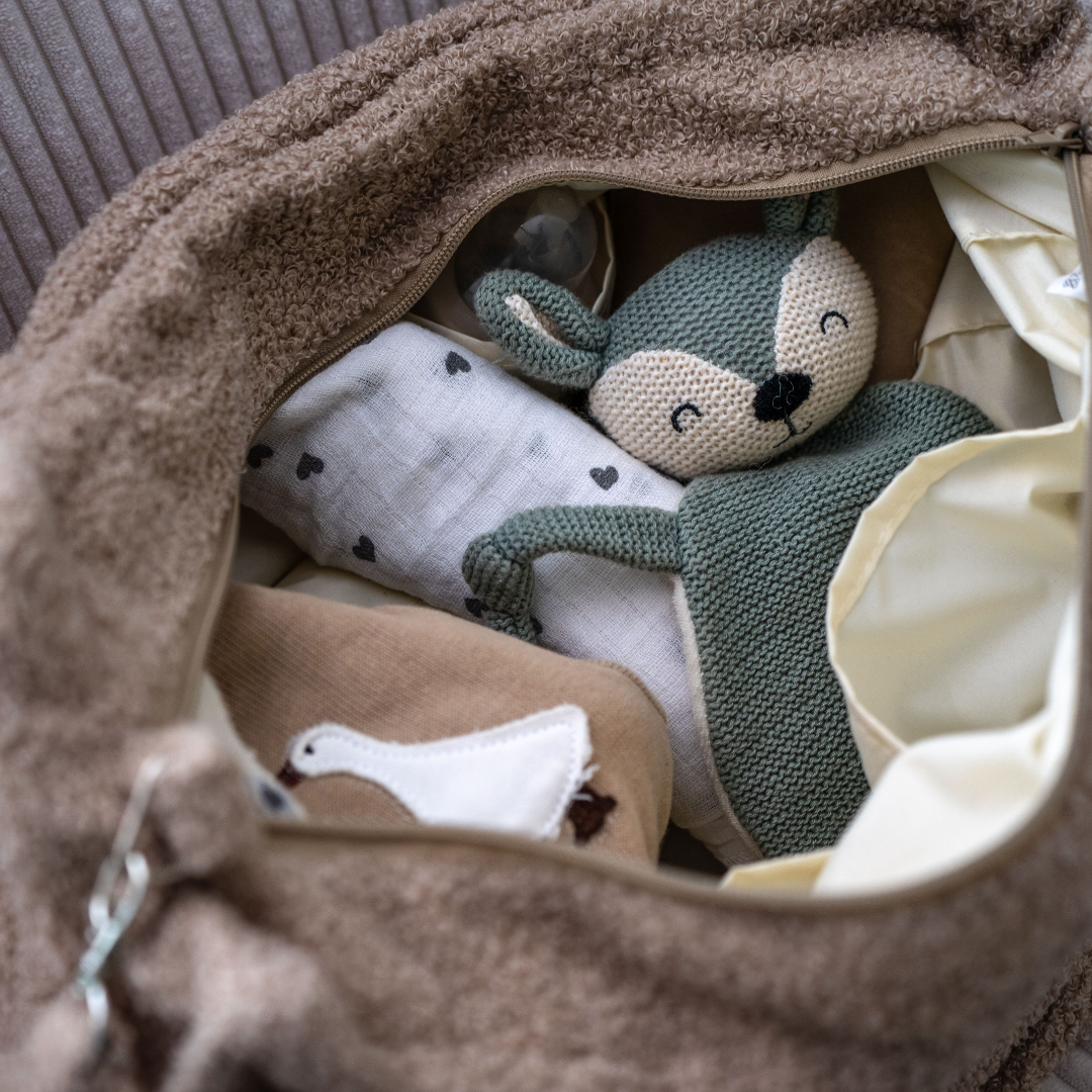 Kinderwagentasche Teddy Boucle mit wasserfester Wickelunterlage – Stilvoll, praktisch & nachhaltig-Wickeltasche-District for Kids-Creme-District for Kids