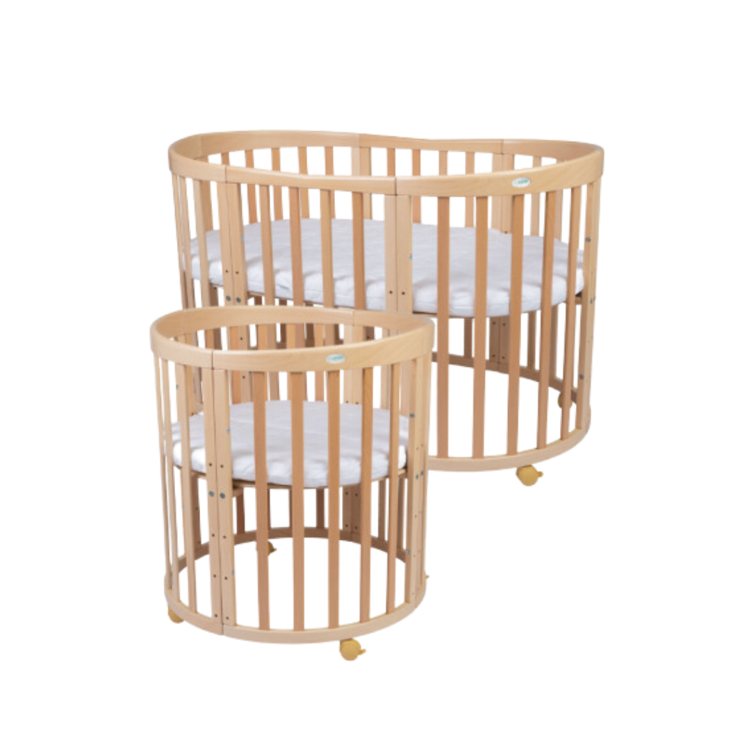 Mitwachsendes Babybett 7-in-1 – Ein Bett für viele Jahre | Ovale Form-Babybett-Waldin-Natur-District for Kids