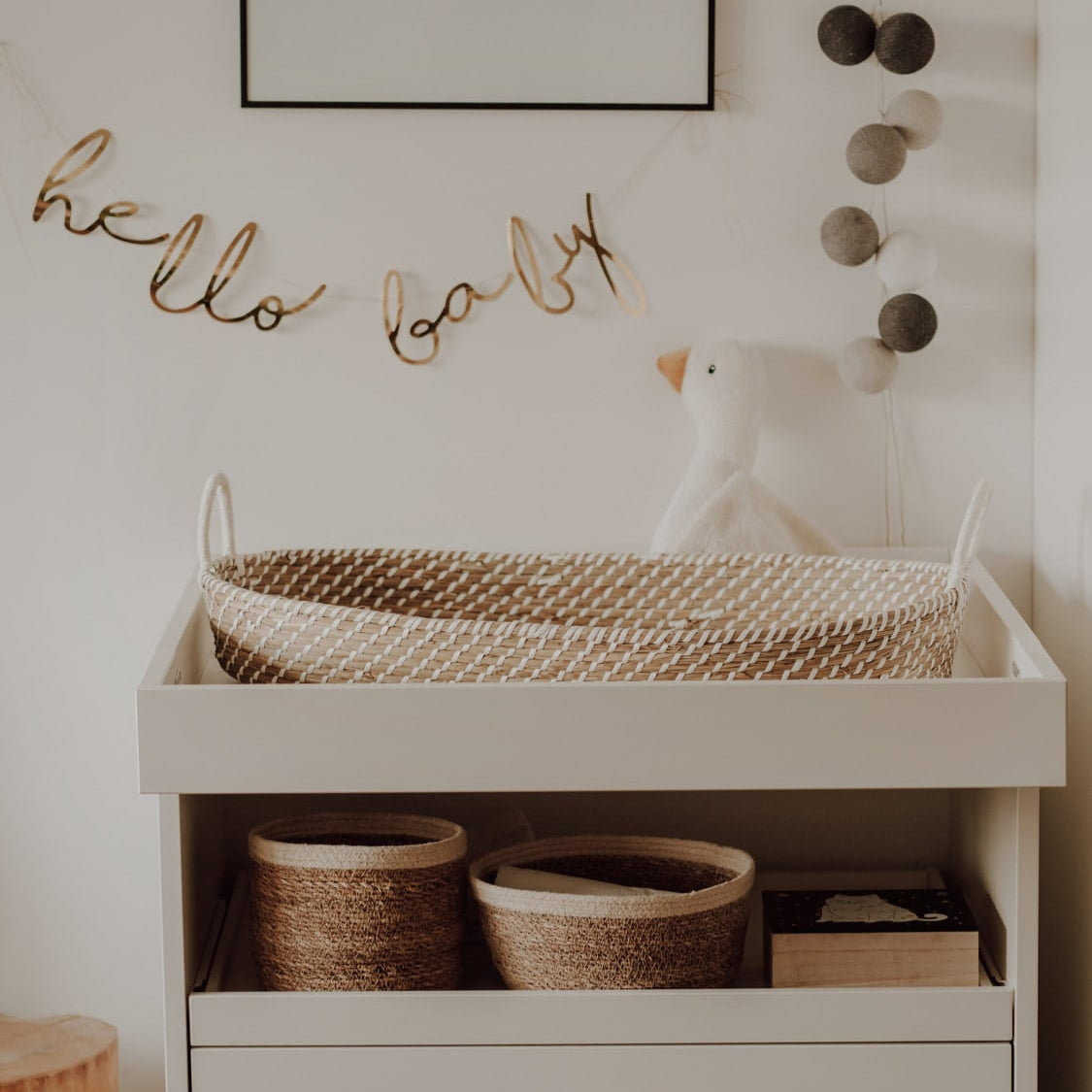 Wickelkorb aus Seegras mit Einlegematte – platzsparende & stilvolle Alternative zum Wickeltisch Wickelkorb