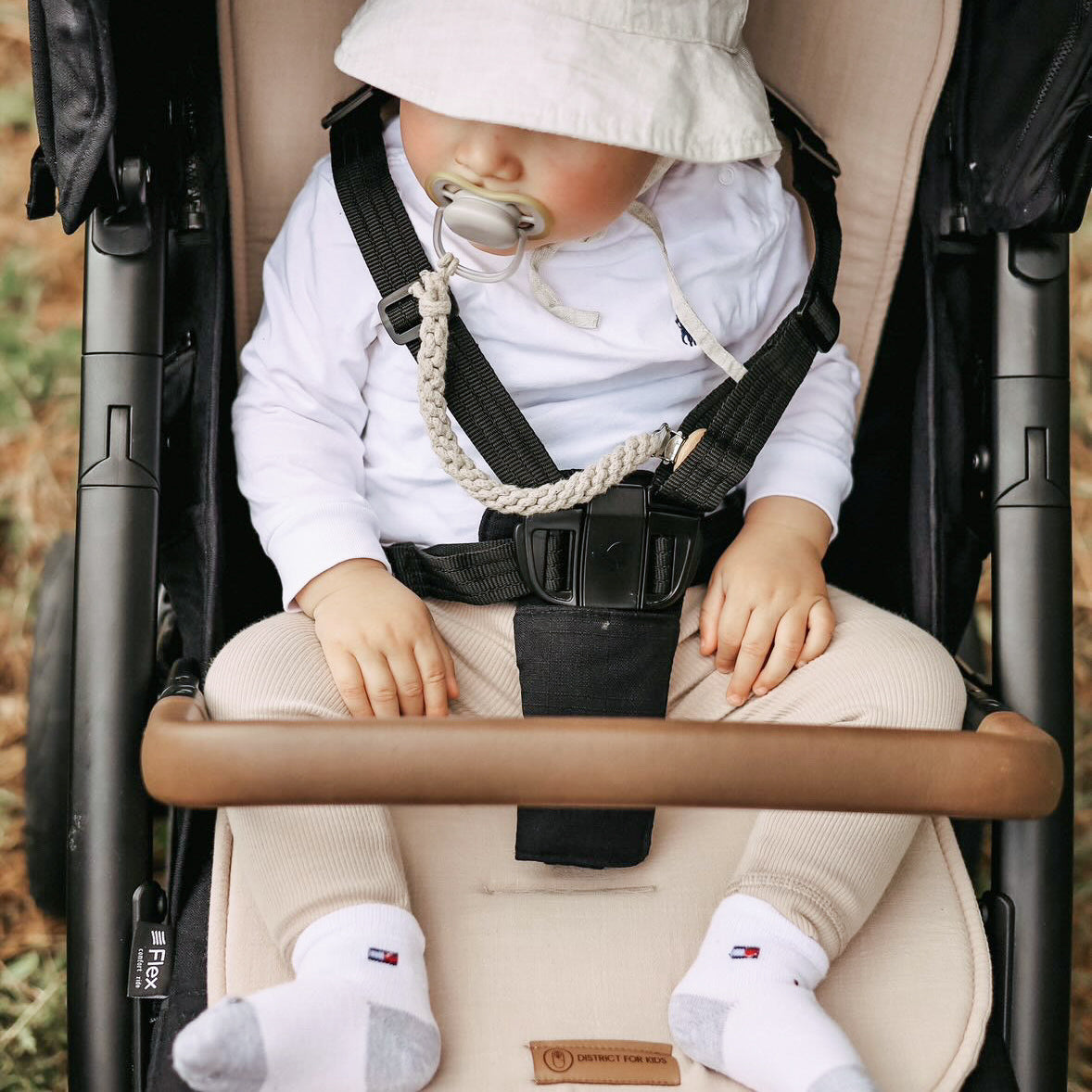 Sitzauflage Leinen Universal für den Kinderwagen-Einschlagdecke Autoschale-District for Kids-Beige-District for Kids