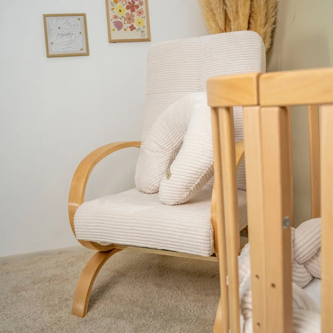 Stillsessel aus Cord – Ergonomisch stilvoll & vielseitig einsetzbar - Stillsessel