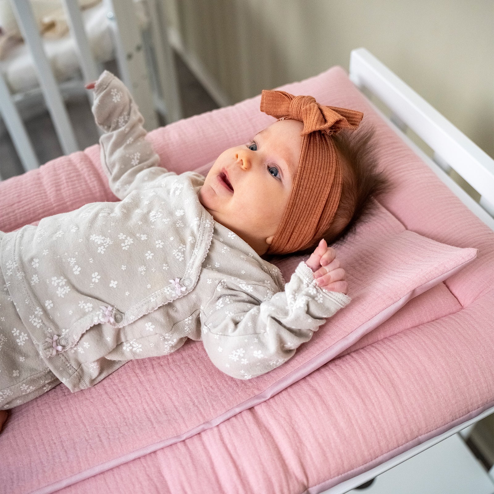 Wickelauflage Musselin mit Unterlage – natürlich & kuschelig für dein Baby - Wickelauflage