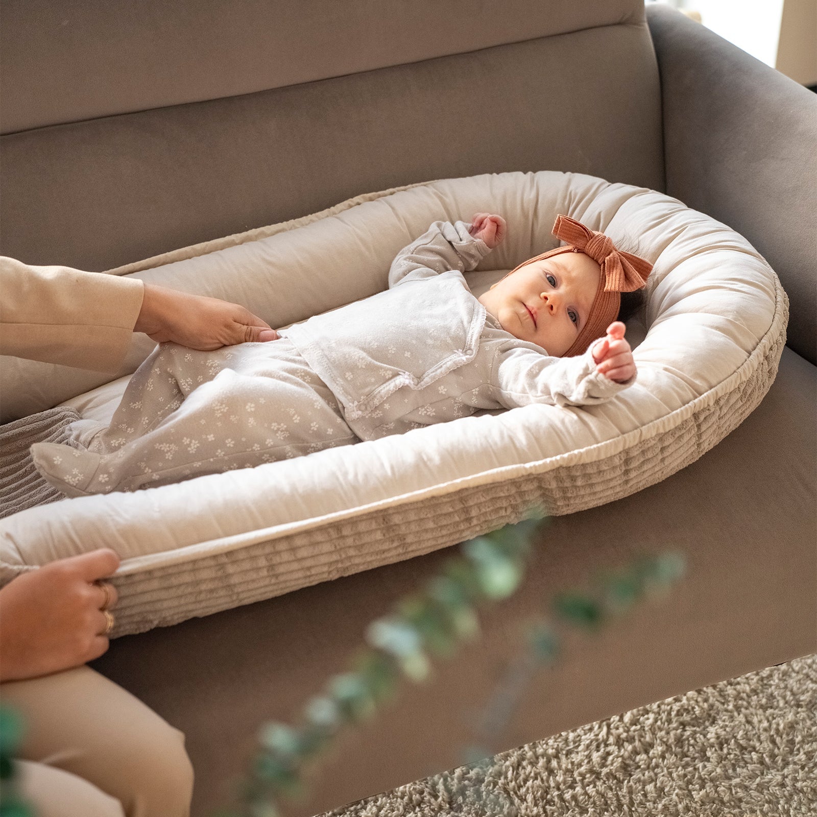 Babynestchen Cord – Mitwachsender weicher Baby-Kokon - Babynestchen