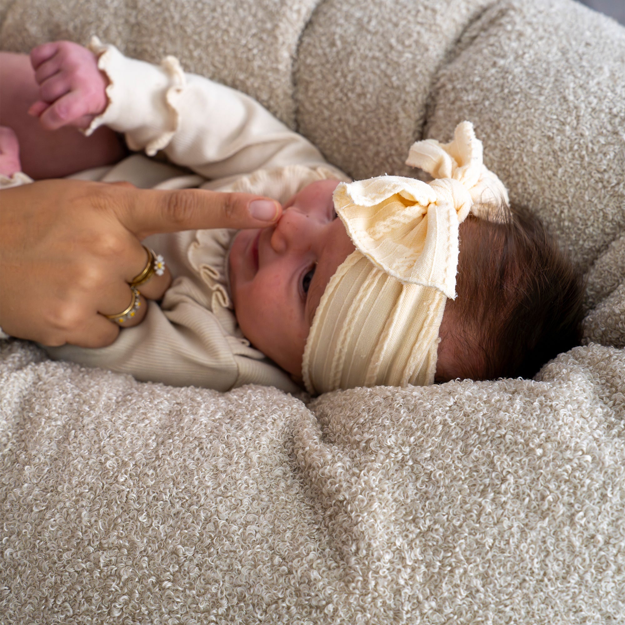 Stillkissen & Schwangerschaftskissen Bouclé Teddy XXL – ergonomisch weich & vielseitig - Stillkissen