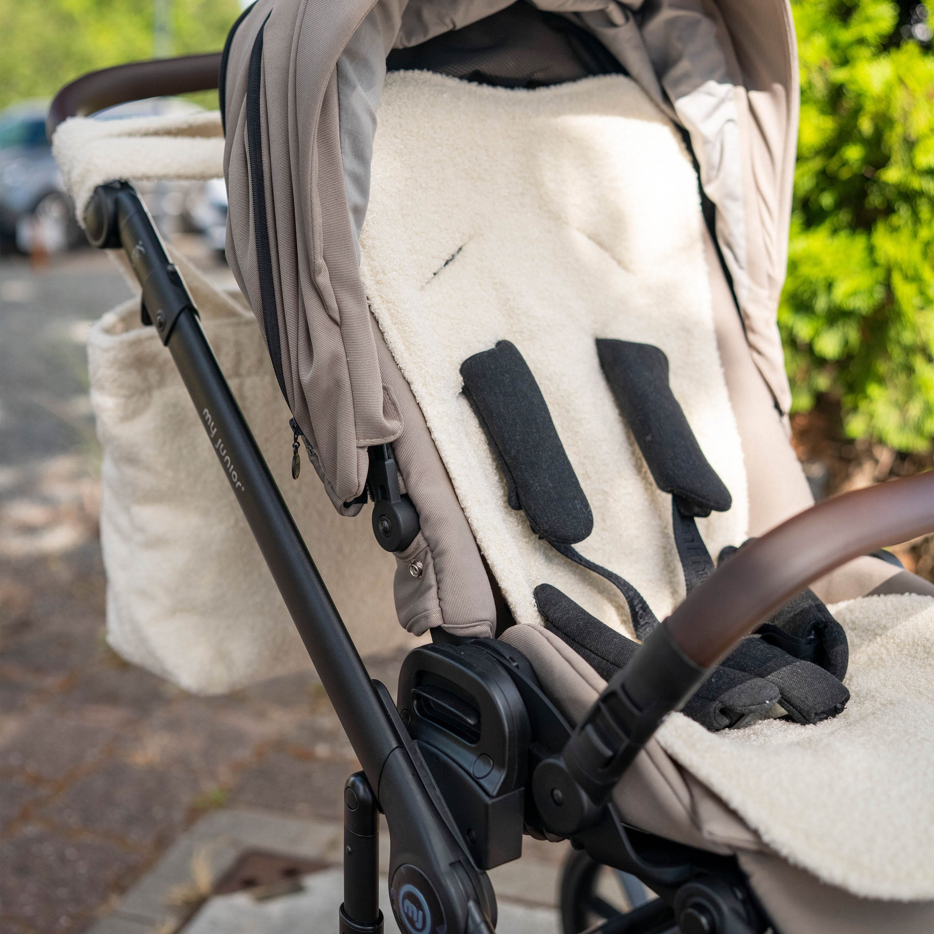 Sitzauflage Teddystoff Boucle für den Kinderwagen - universell passend - Sitzauflage