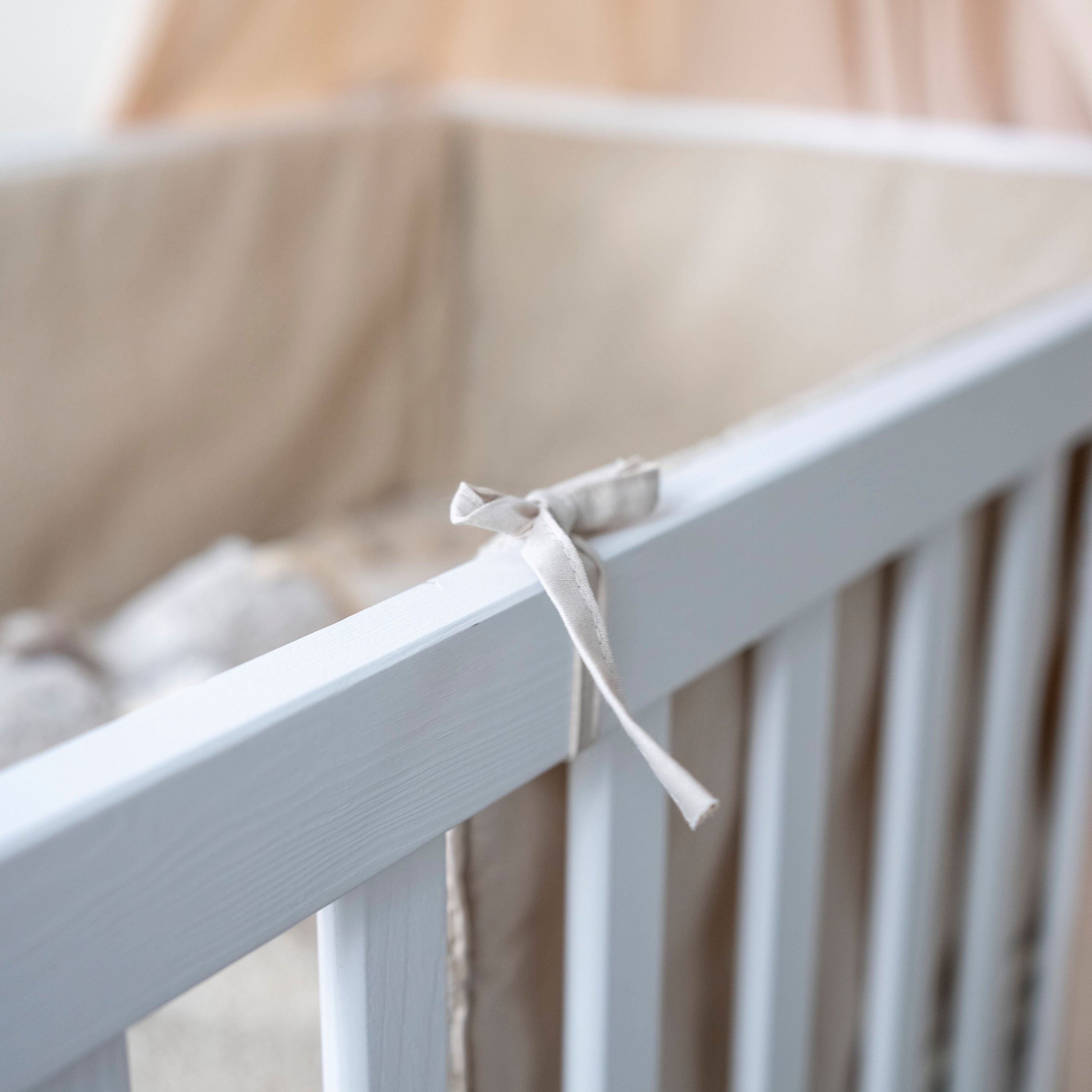 Bettumrandung Teddy Bouclé – Weiche Premium Umrandung für Baby- & Beistellbetten - Bettumrandung