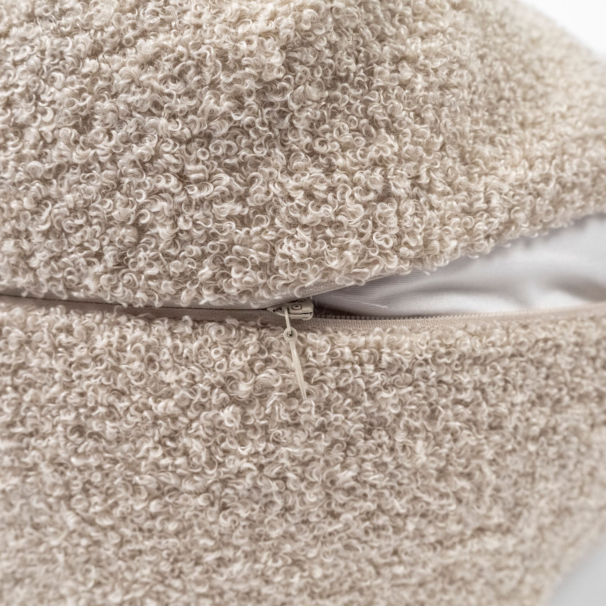 Stillkissen & Schwangerschaftskissen Bouclé Teddy XXL – ergonomisch weich & vielseitig - Stillkissen