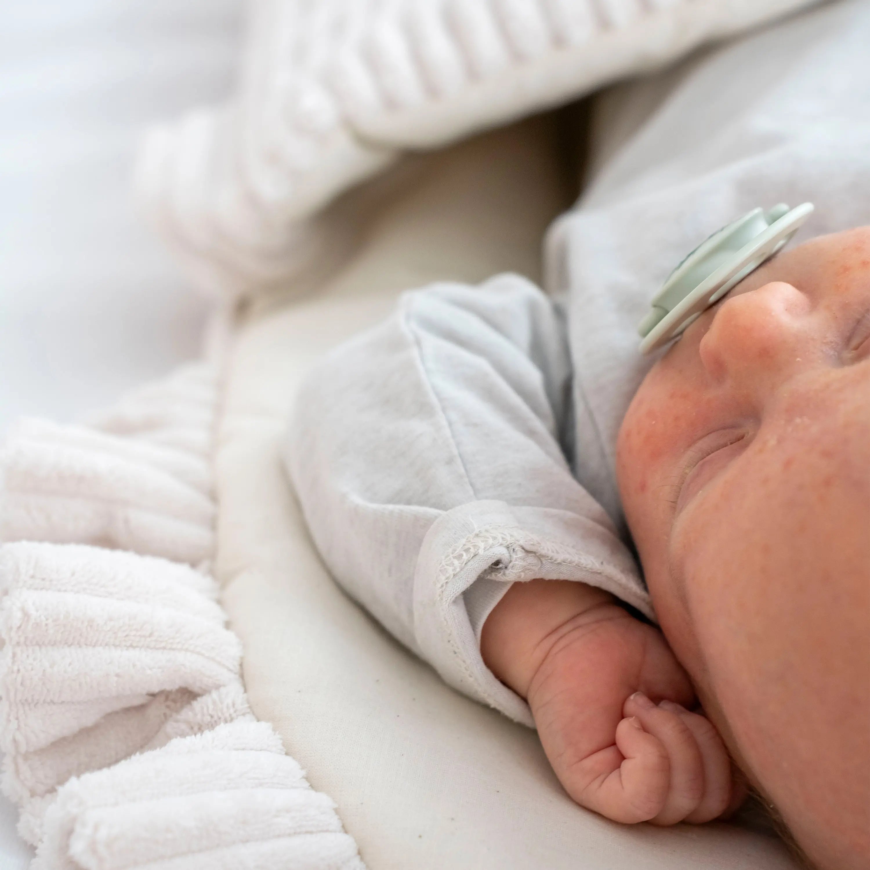 Babyschlafsack Dreamy Cord, Seitenansicht