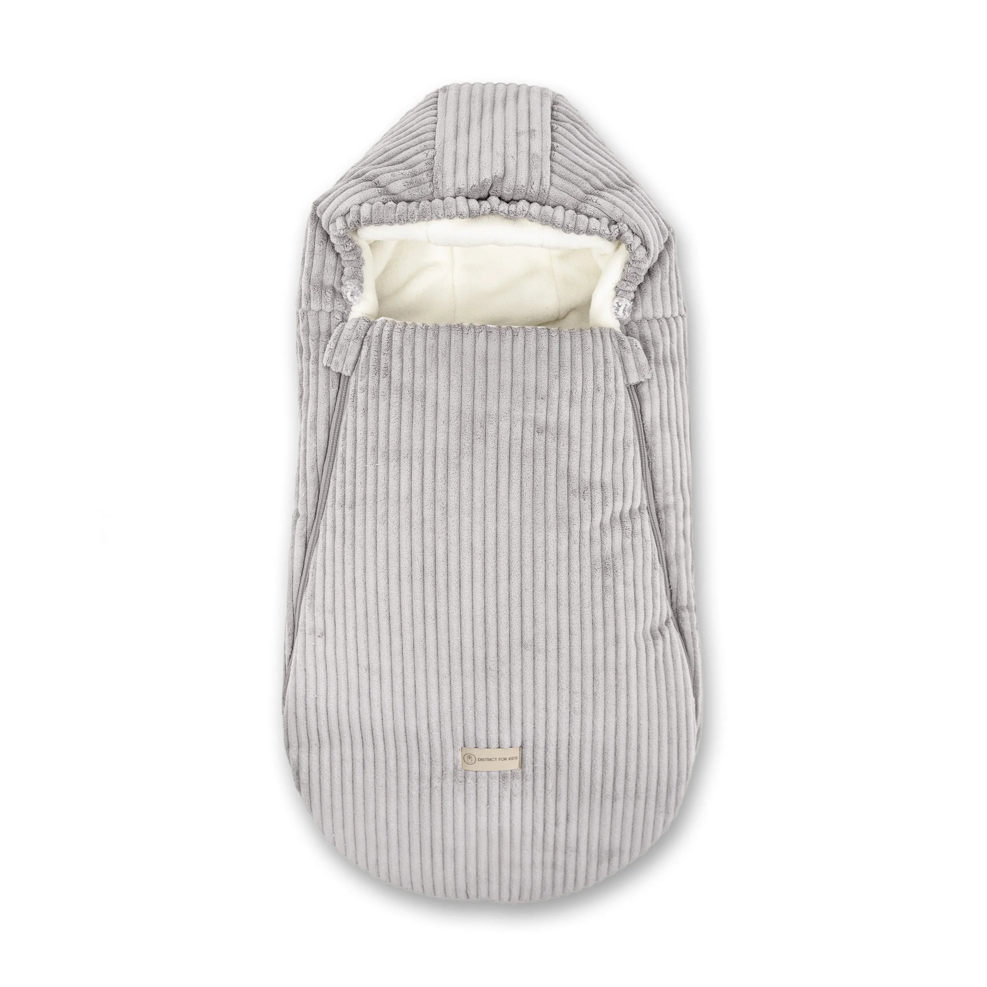 Winterfußsack Cord – warm & stylisch für Kinderwagen & Autoschale District for Kids