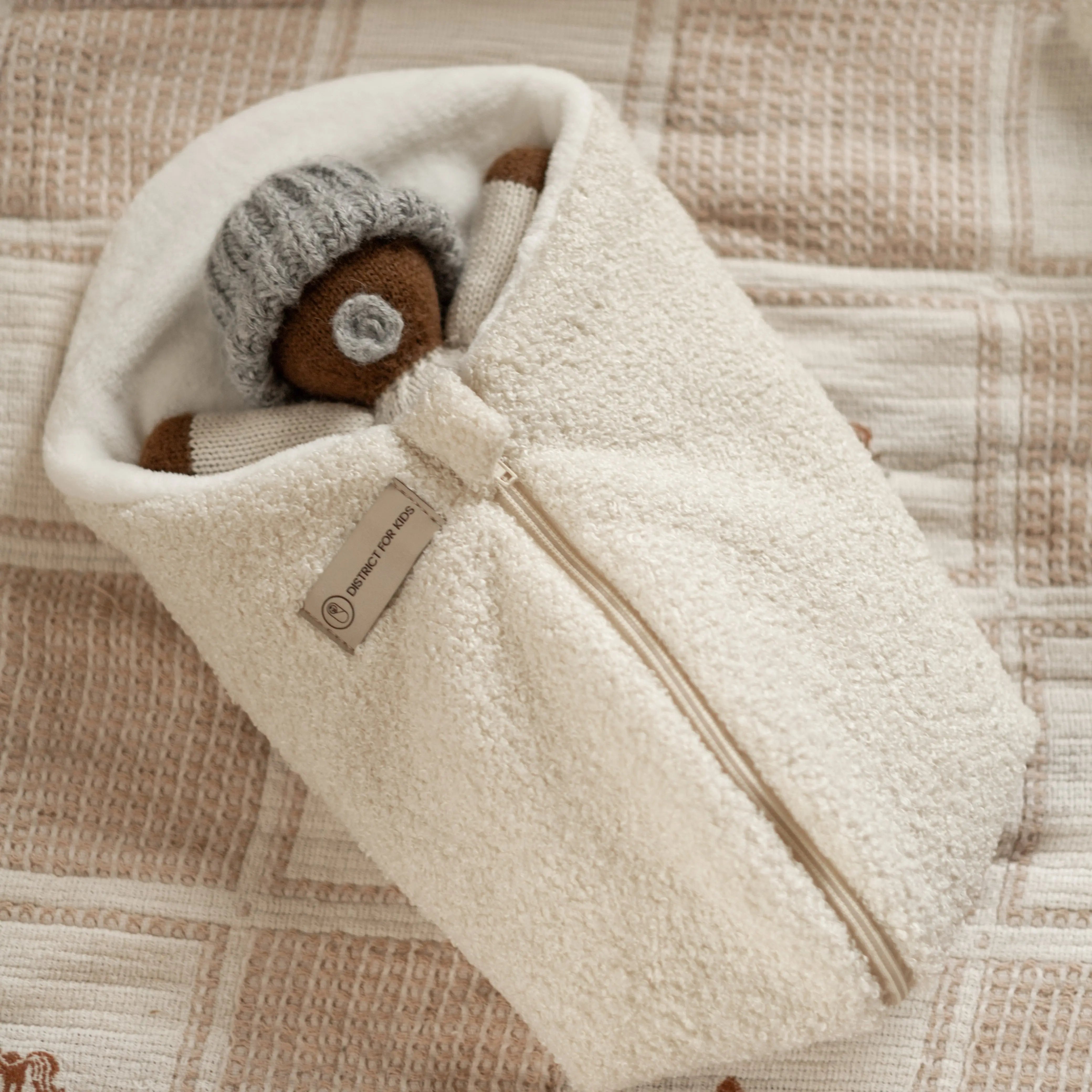 Pucksack für Puppen & Kuscheltiere - Teddystoff Boucle District for Kids
