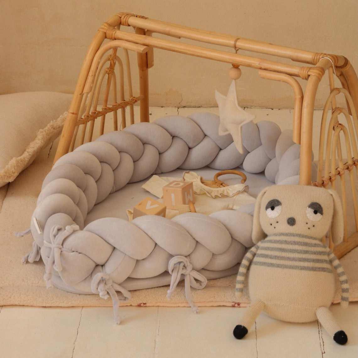 Babynestchen 2-in-1 – Kuscheliger Baby-Kokon & Bettumrandung - Babynestchen