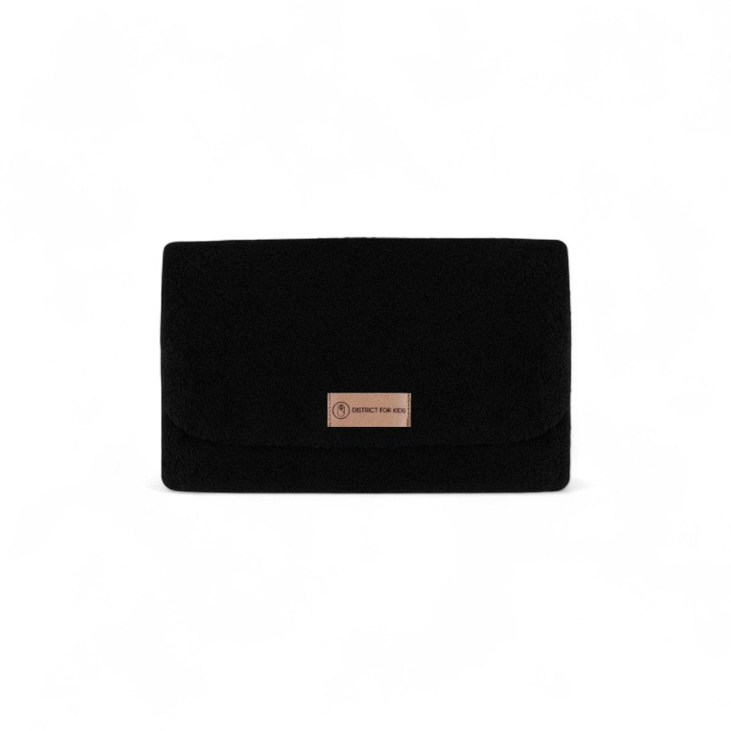 Wickelunterlage Teddystoff Bouclé – praktische Windeltasche für unterwegs