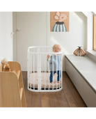 Babybett 5-in-1 – Ein Bett für viele Jahre - mitwachsend | Quadratische Form - Babybett