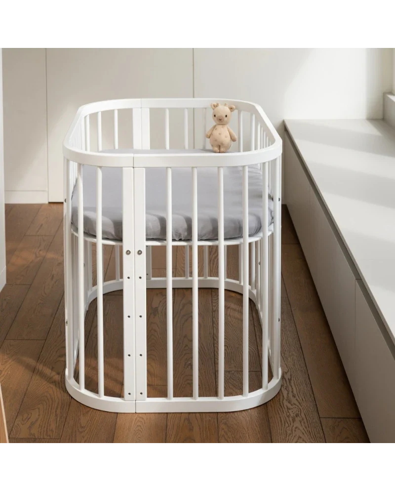 Babybett 5-in-1 – Ein Bett für viele Jahre - mitwachsend | Quadratische Form - Babybett