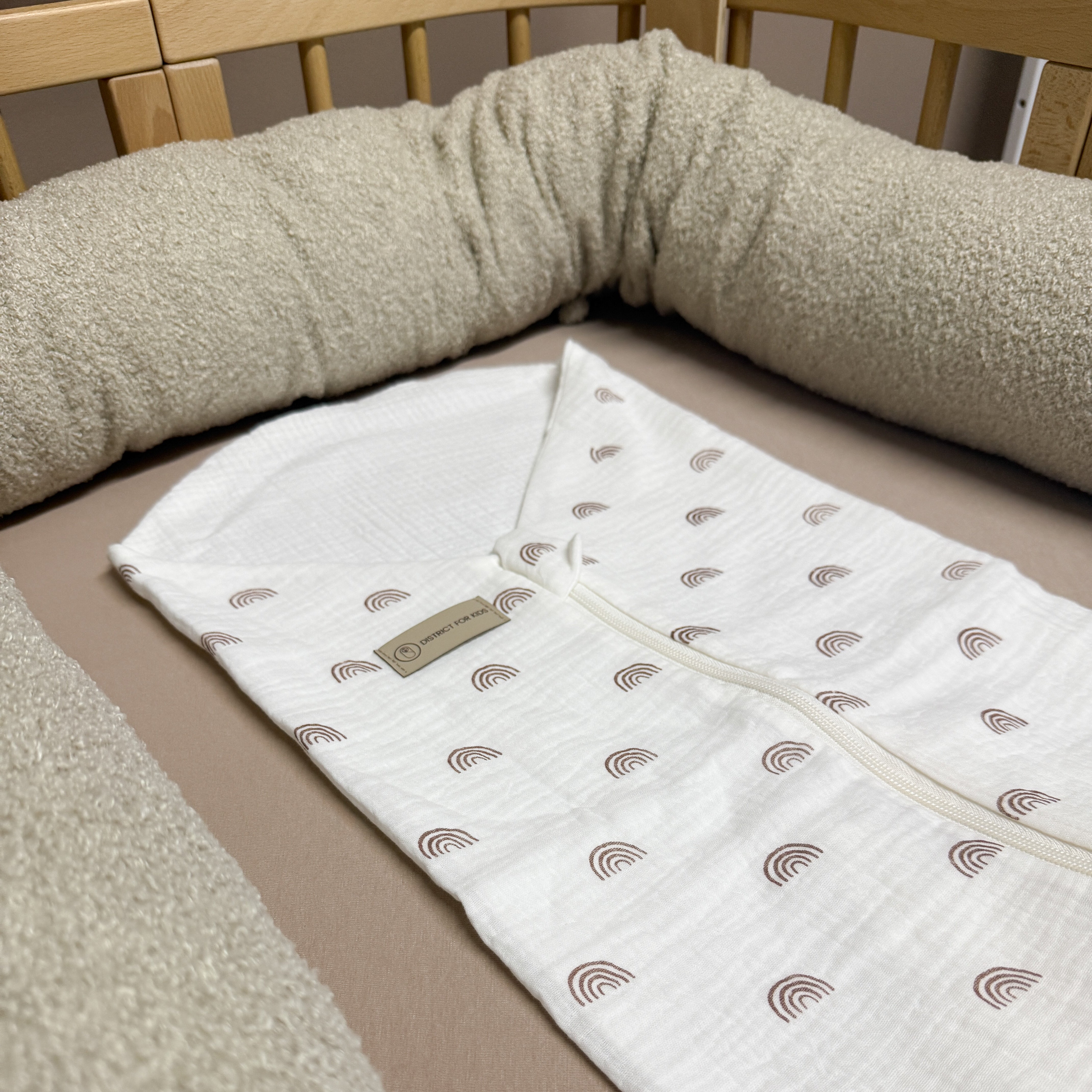 Pucksack Musselin Rainbow mitwachsend - Wärmender Ganzjahres Babyschlafsack - Pucksack