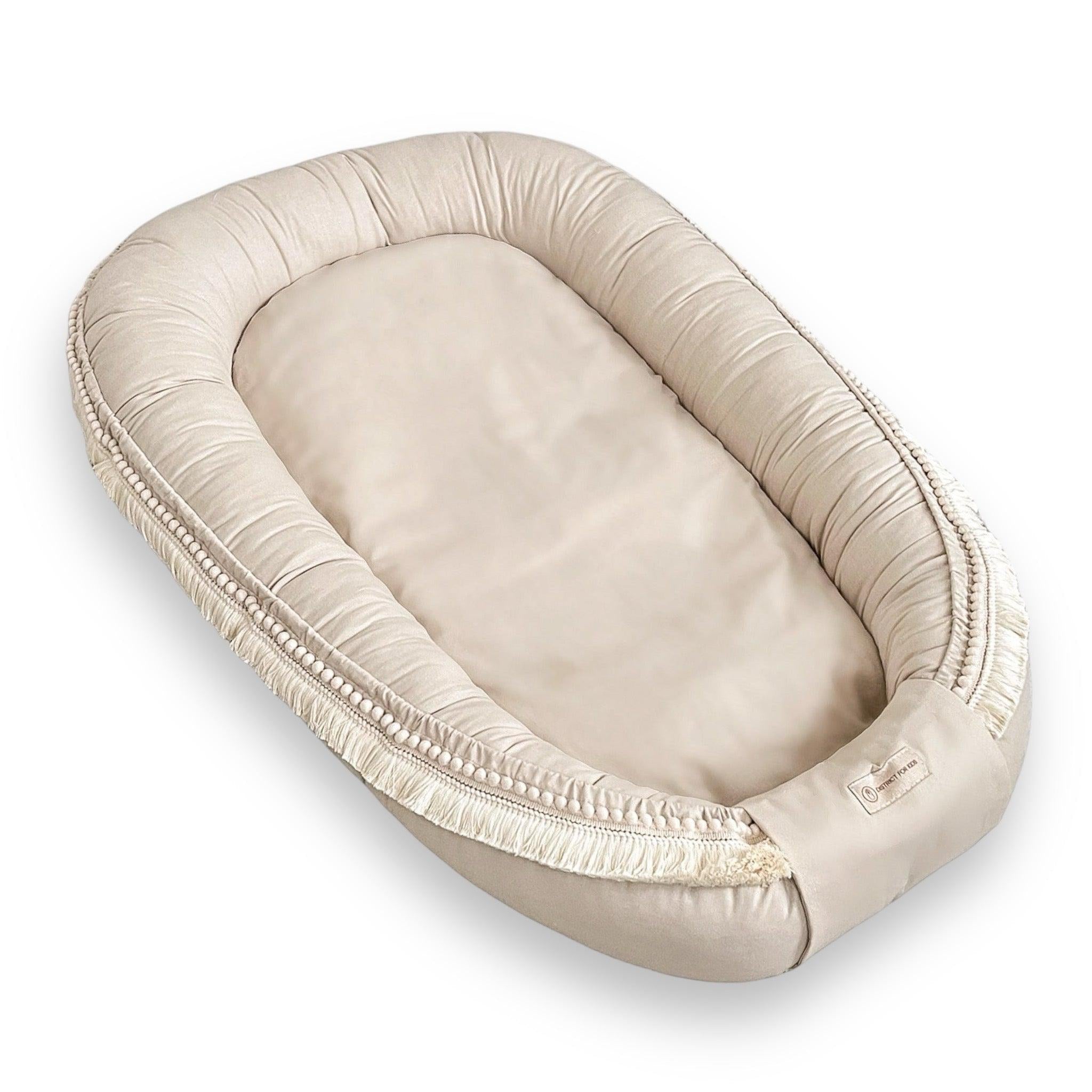 Babynestchen Boho-Stil – Kuscheliger Baby-Kokon für Geborgenheit & Komfort-Babynestchen-District for Kids-Beige-District for Kids