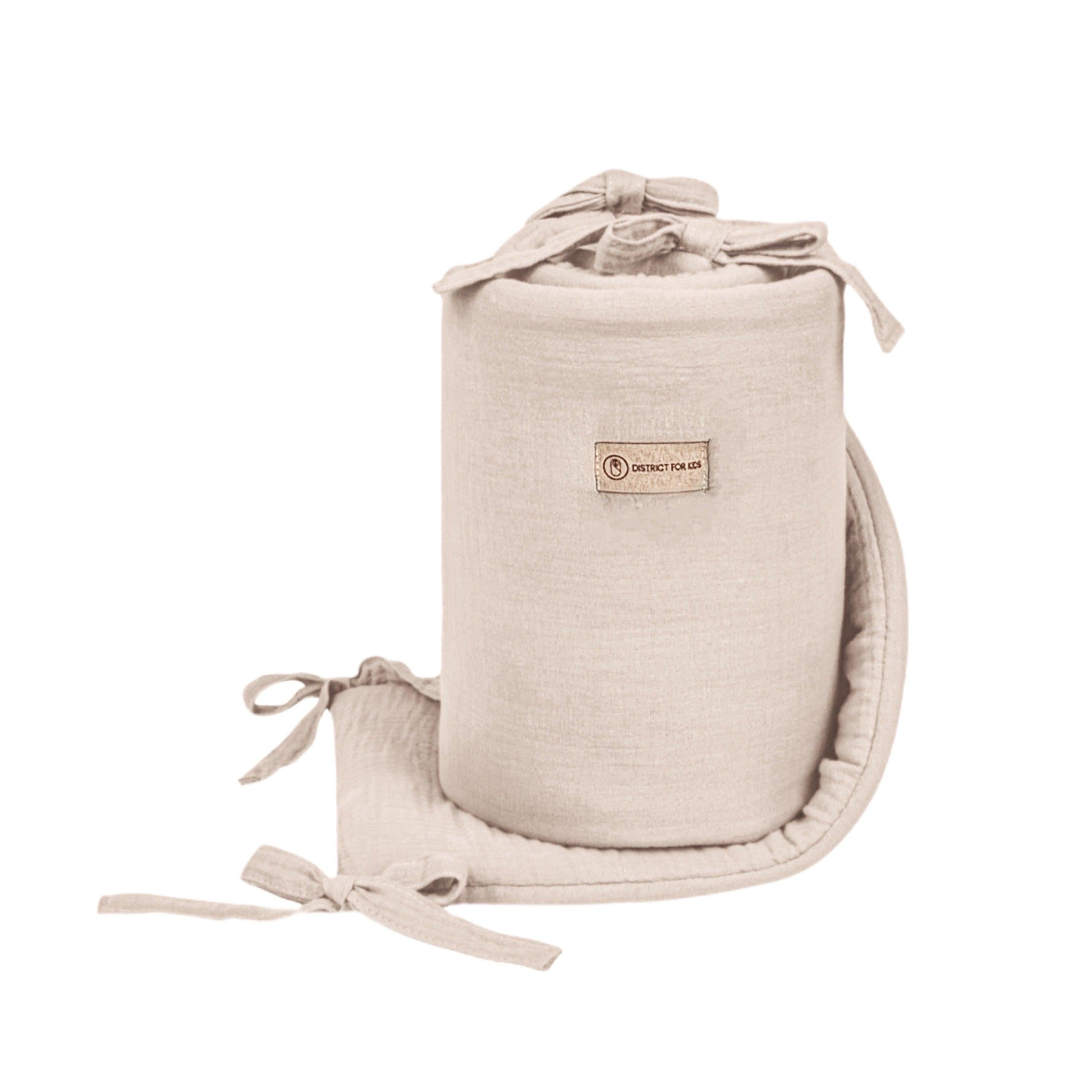 Bettumrandung Musselin – Atmungsaktive Umrandung für Babybett & Beistellbett-Bettumrandung-District for Kids-Beige-150 cm-District for Kids