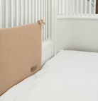 Bettumrandung_musselin_braun_babybett