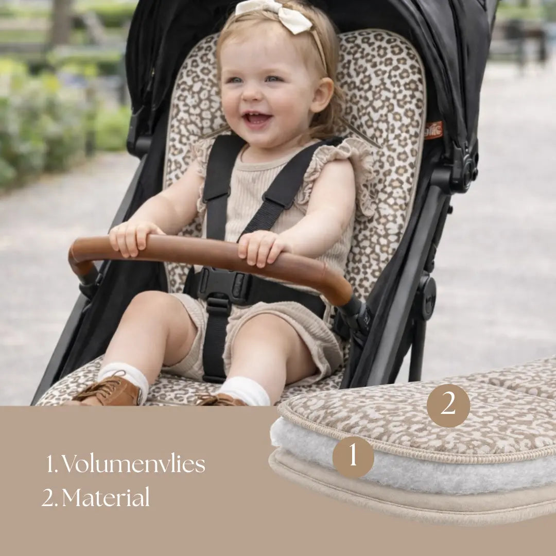 Sitzauflage Musselin Leoprint für den Kinderwagen - universell passend District for Kids