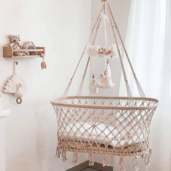 Boho Hängewiege aus Makramee-Baumwollgarn – Sanftes Schaukeln für süße Träume-District for Kids-District for Kids-District for Kids
