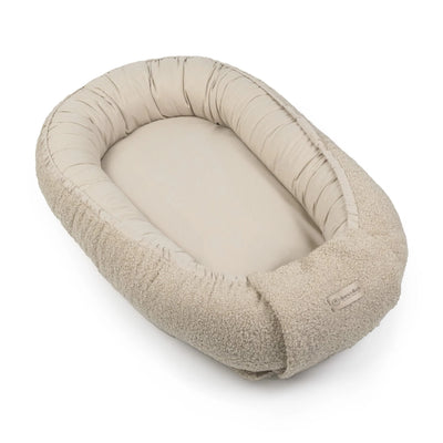 Babynestchen Teddystoff-Bouclé – mitwachsender Baby-Kokon District for Kids