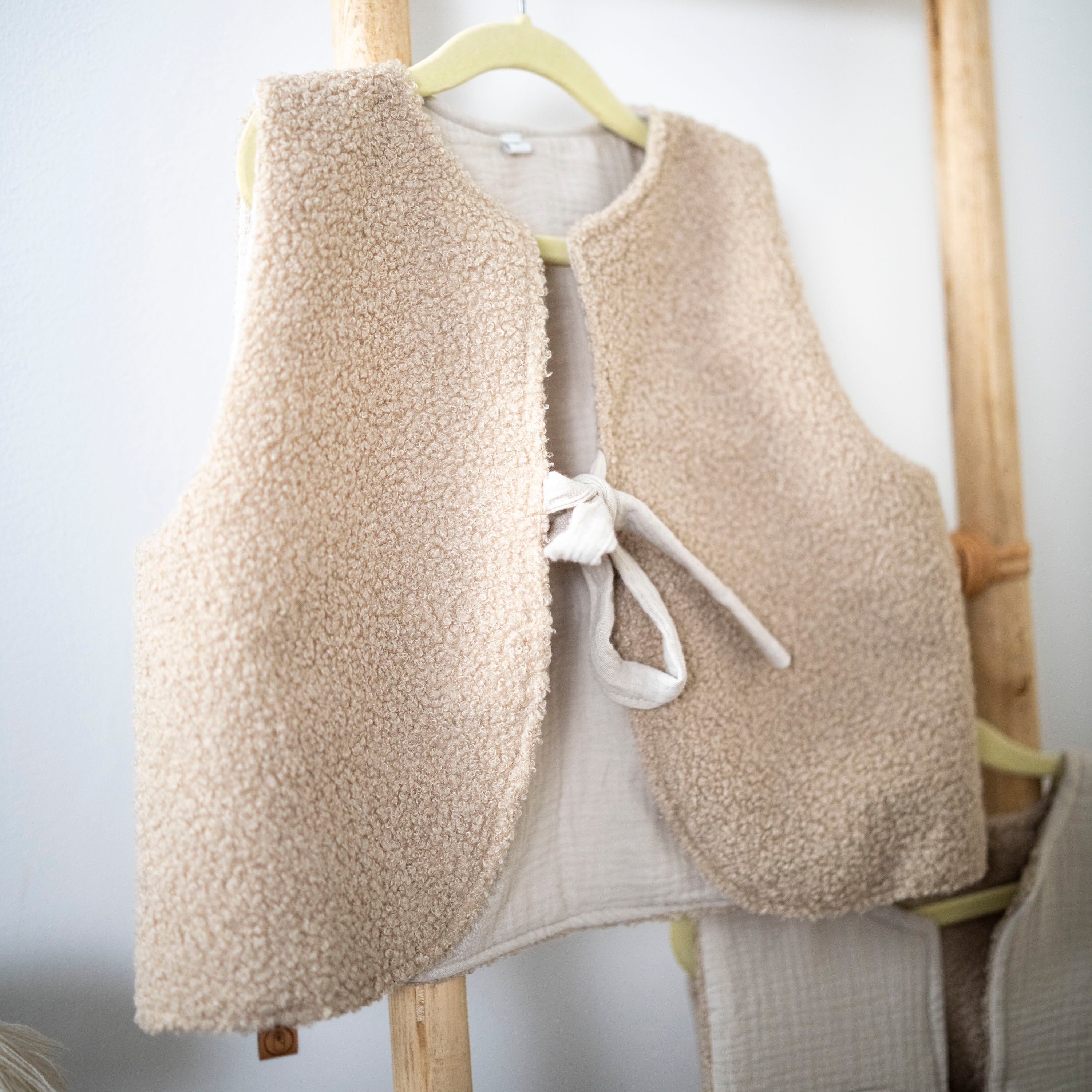 Wende-Weste für Kleinkinder | Teddy Bouclé & Musselin | Unisex 1-5 Jahre