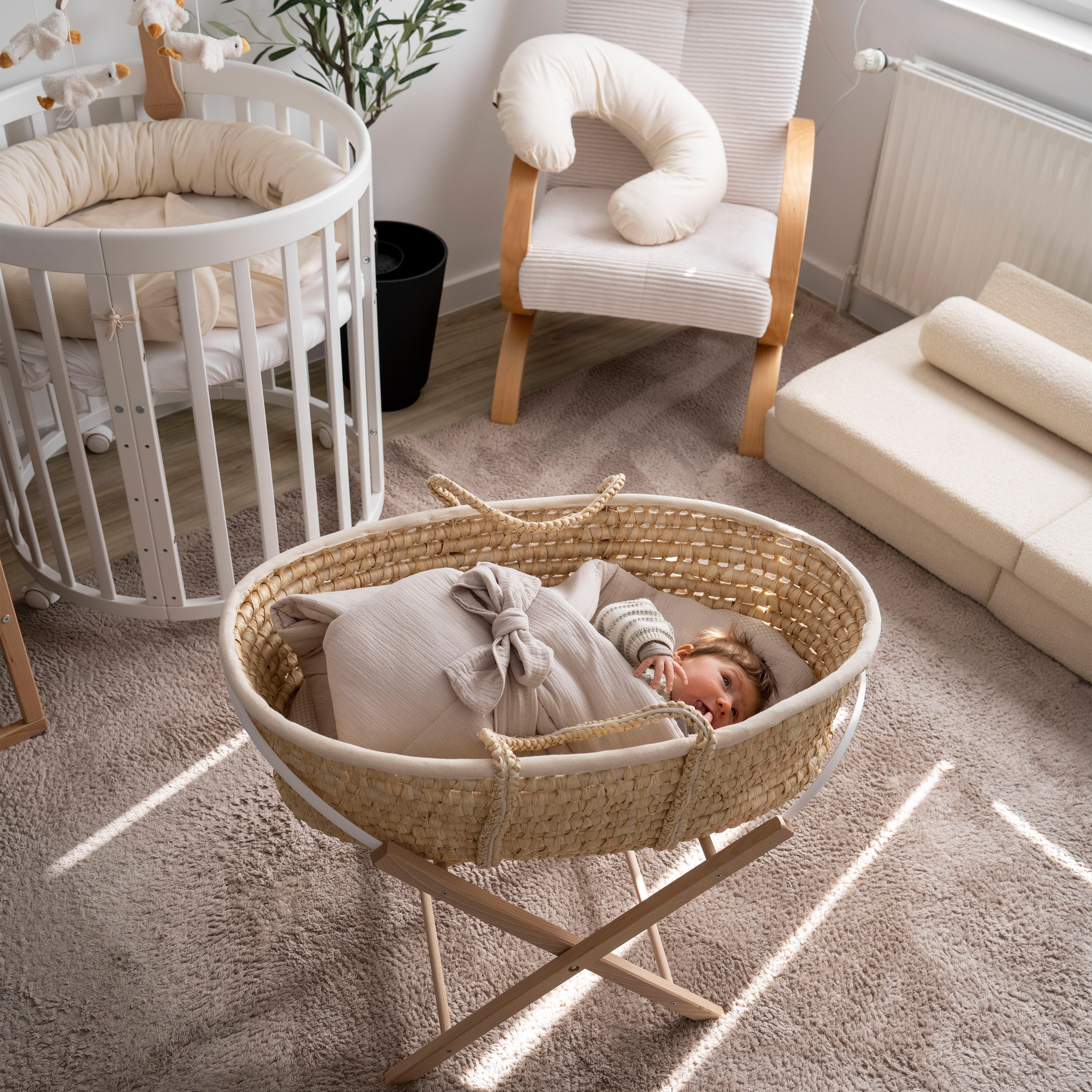 Babyhörnchen Musselin mit Schleife – Kuschelige Puckdecke & Einschlagdecke District for Kids