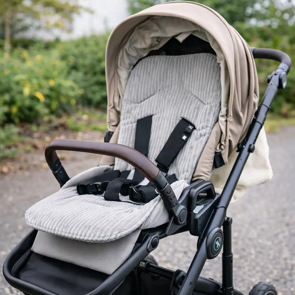 Sitzauflage Cord für den Kinderwagen Cord -universell passend District for Kids