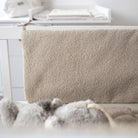 Bettumrandung Teddy Bouclé – Weiche Premium Umrandung für Baby- & Beistellbetten - Bettumrandung