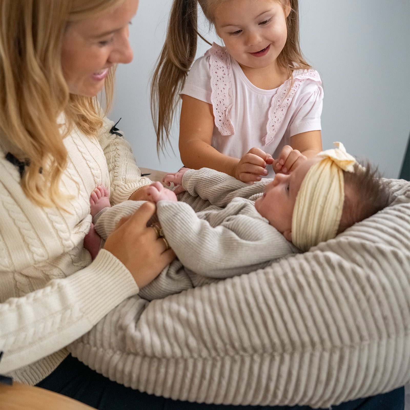 Stillkissen & Schwangerschaftskissen Cord XXL – ergonomisch & stilvoll - Stillkissen