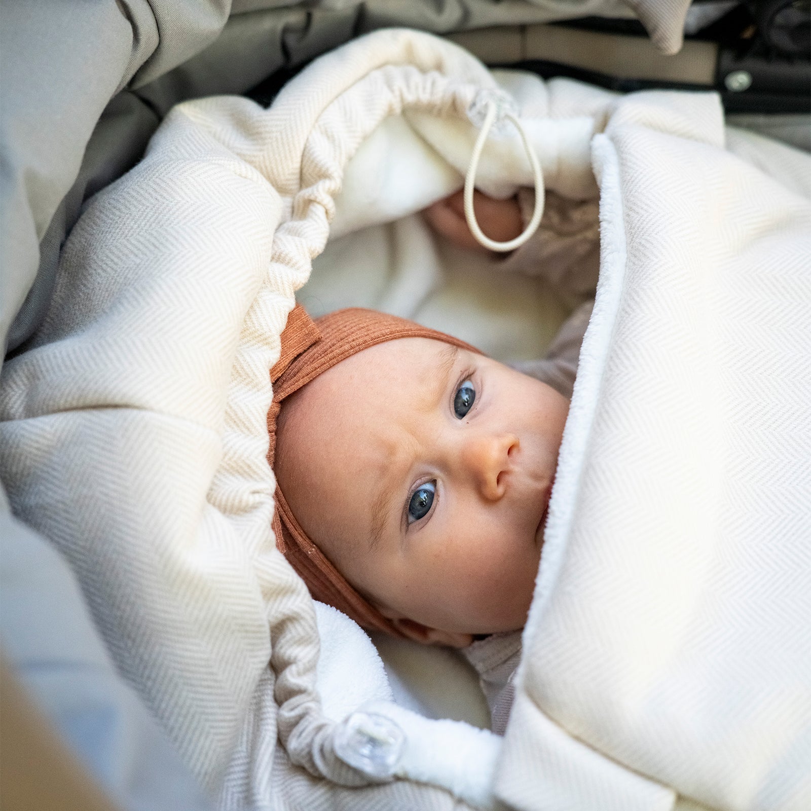 Winterfußsack Kaschmir – luxuriös & warm für Kinderwagen & Autoschale - Winterfußsack