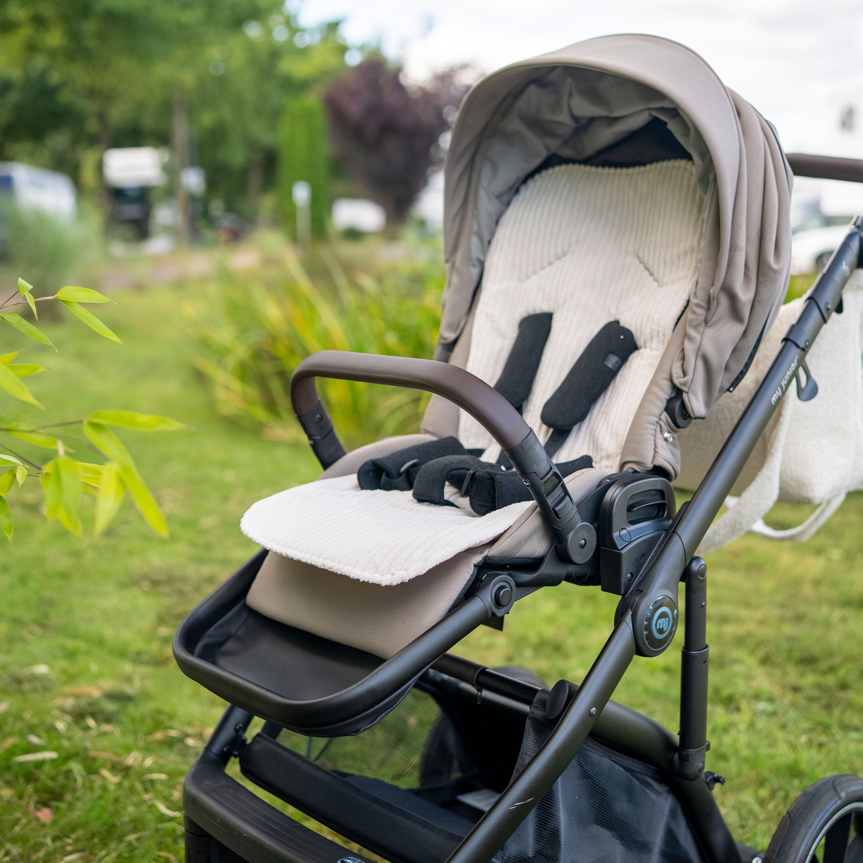 Sitzauflage Cord für den Kinderwagen Cord -universell passend - Sitzauflage