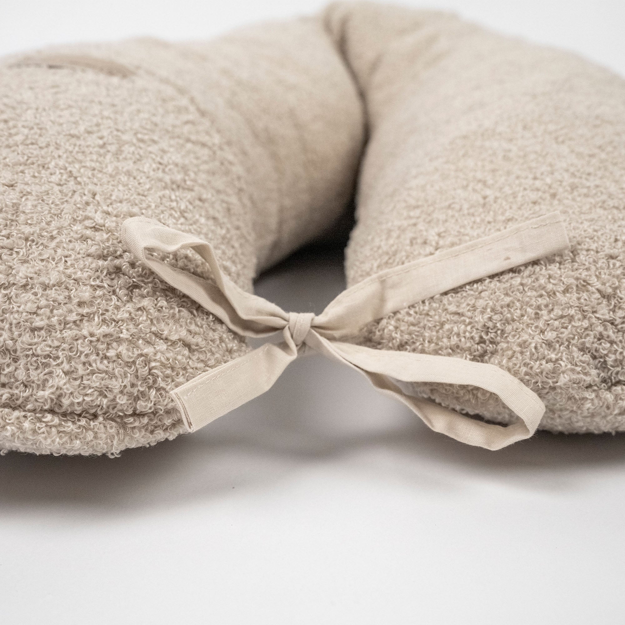 Stillkissen & Schwangerschaftskissen Bouclé Teddy XXL – ergonomisch weich & vielseitig - Stillkissen