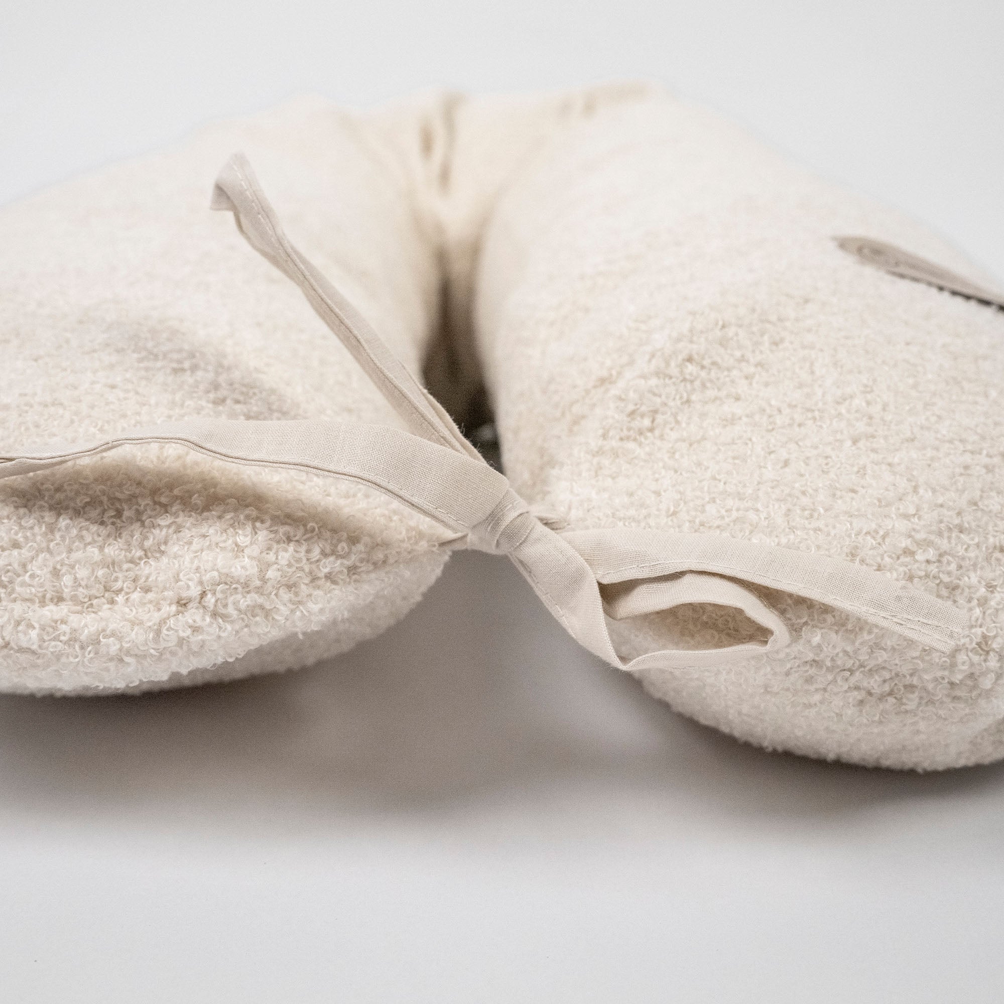 Stillkissen & Schwangerschaftskissen Bouclé Teddy XXL – ergonomisch weich & vielseitig - Stillkissen