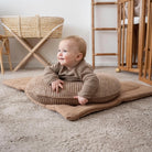 Stillkissen Halbmond Cord – Komfort, Unterstützung & stilvolle Optik District for Kids