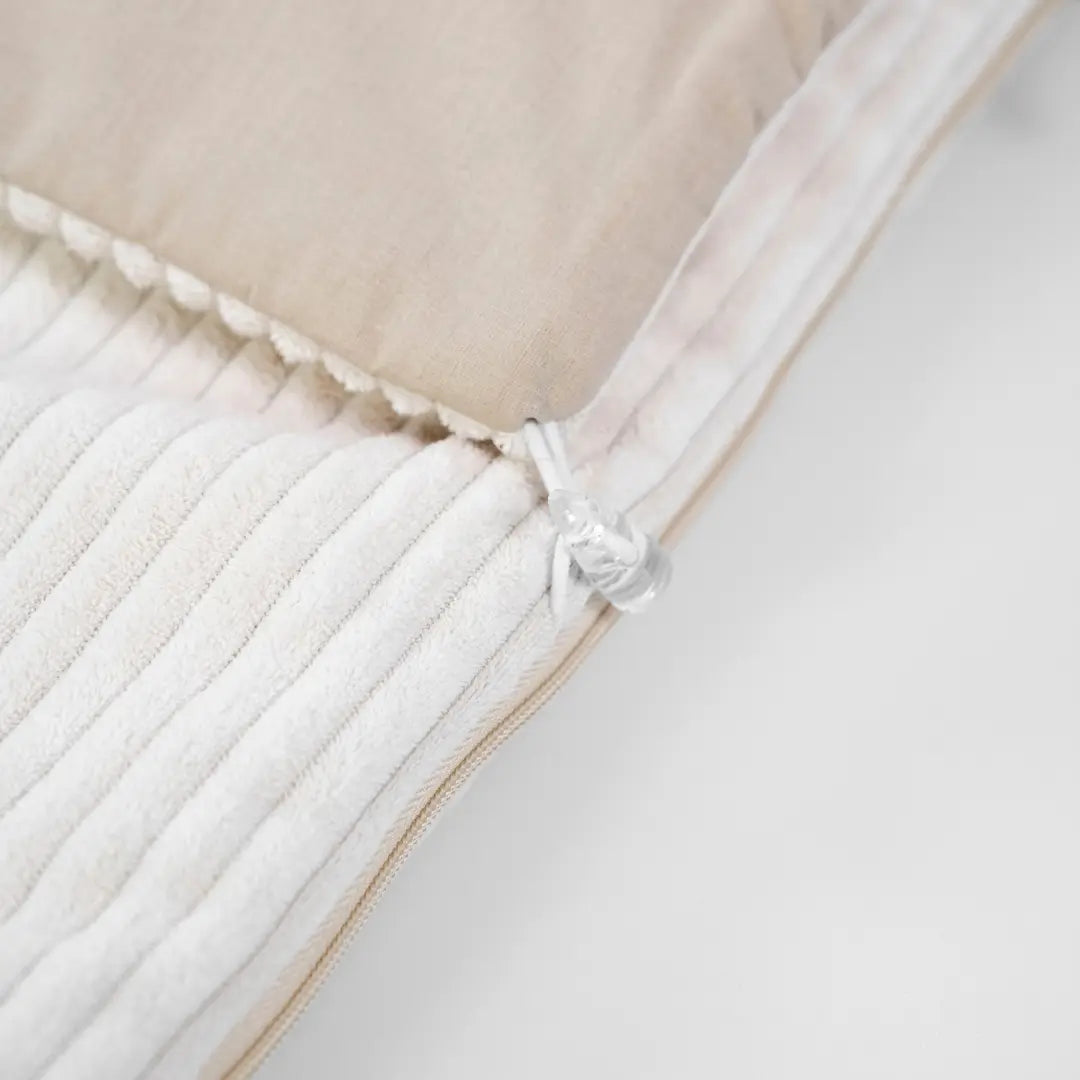 Kinderschlafsack aus Cord inkl. Tasche & Kissen – perfekt für unterwegs & zuhause District for Kids